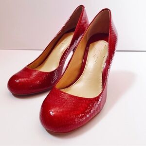 Red Patent Leather Gianni Bini Faux Snakeskin Pumps Womens 8